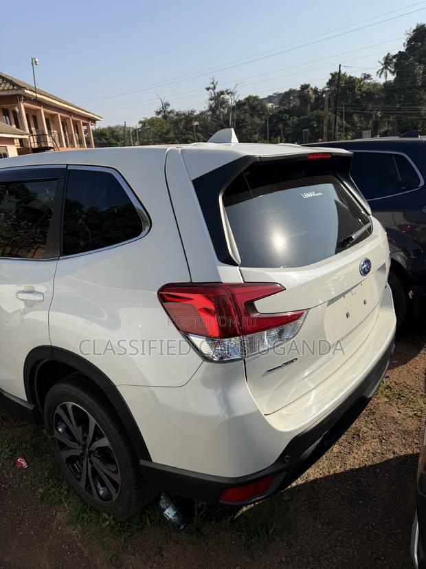 Subaru Forester Limited AWD 2019 White