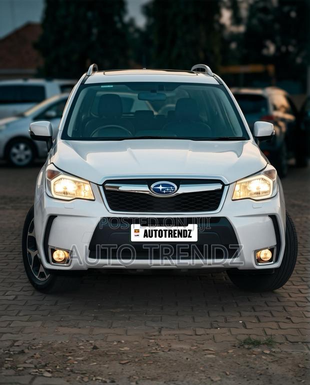 Subaru Forester 2.0XT Touring 4dr SUV AWD (2.0L 4cyl Turbo CVT) 2014 White