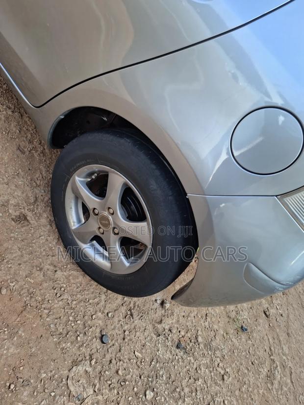 Toyota Vitz 2010 Gray
