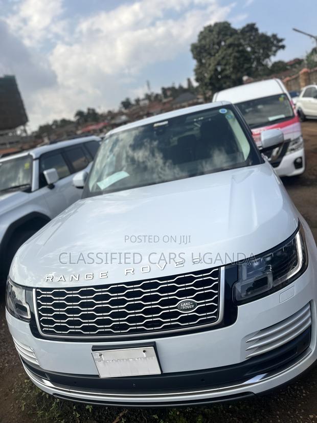 Land Rover Range Rover Vogue 2019 White