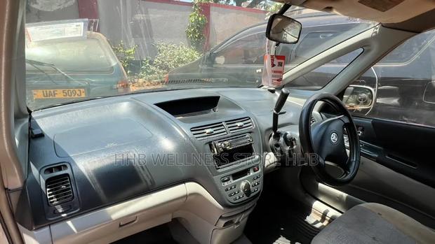 Toyota Opa 2003 Silver