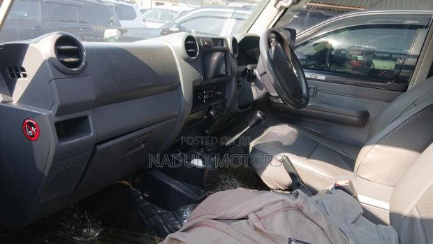Toyota Land Cruiser 2015 Black