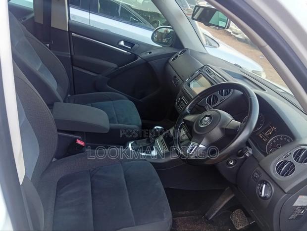 Volkswagen Tiguan 2011 White