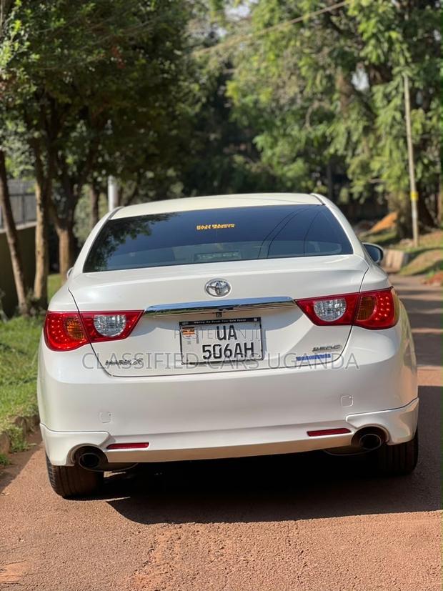 Toyota Mark X 2011 Silver