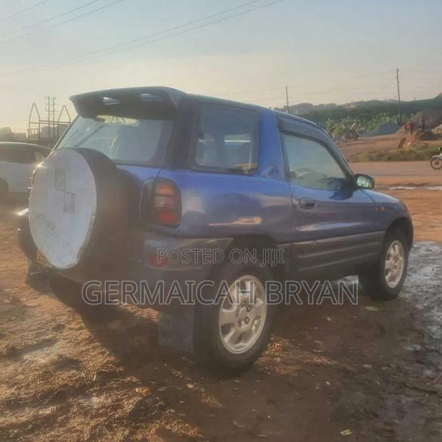 Toyota RAV4 Cabriolet 1998 Blue