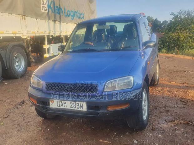 Toyota RAV4 Cabriolet 1998 Blue