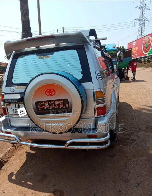 Toyota Land Cruiser Prado 2009 Silver