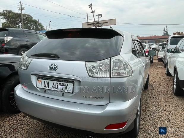 Toyota Harrier 2010 Silver