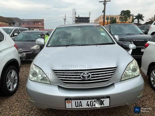 Toyota Harrier 2010 Silver