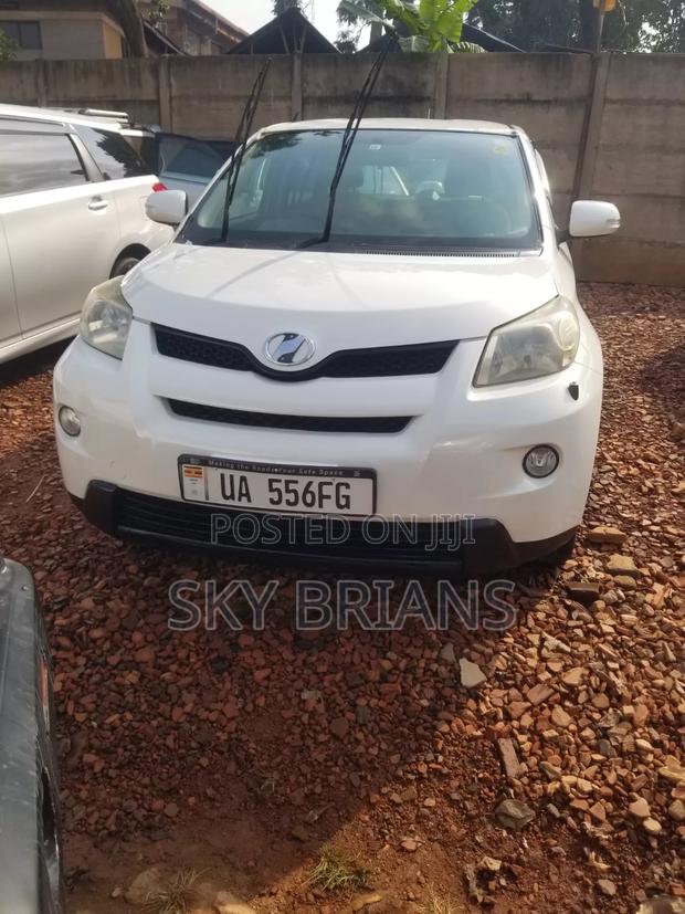 Toyota IST 2010 White