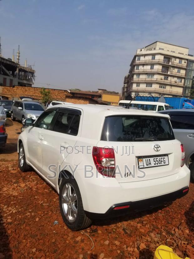 Toyota IST 2010 White