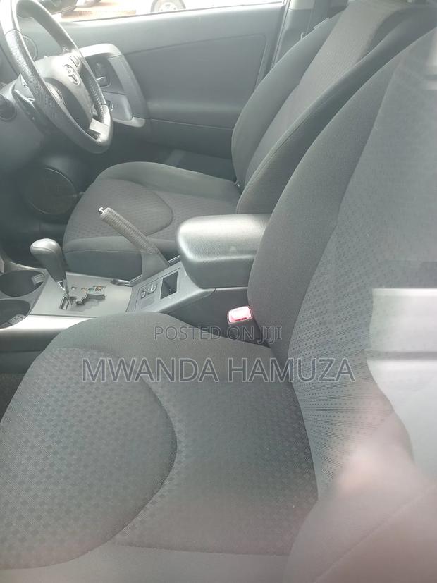 Toyota Vanguard 2013 Silver