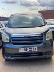 Toyota Noah 2010 Black for sale