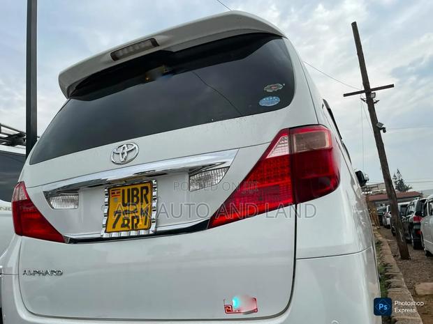 Toyota Alphard 2008 White