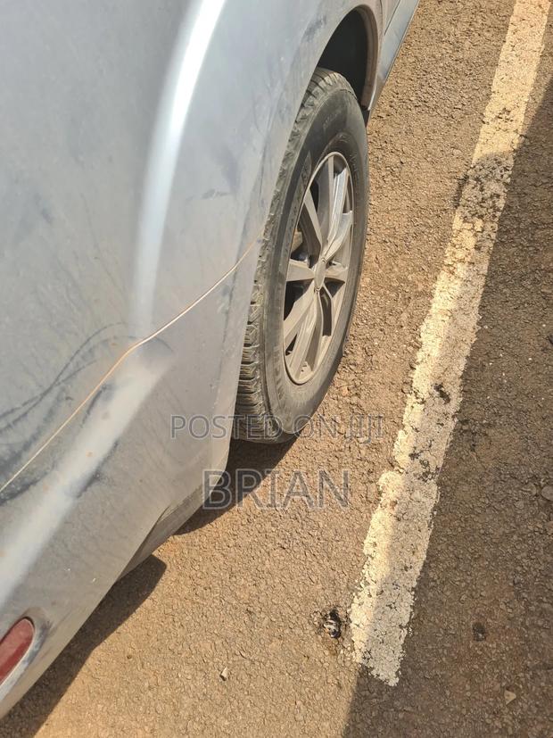 Mitsubishi Outlander 2012 Silver