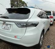 Toyota Harrier 2016 White for sale