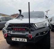Toyota Hilux 2019 Gray for sale