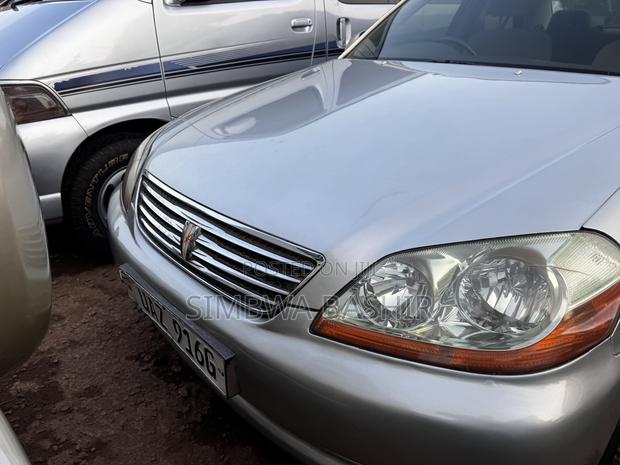 Toyota Mark II 2004 Black