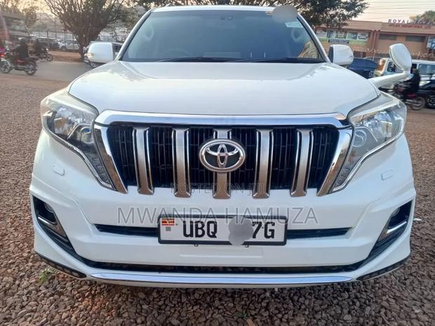 Toyota Land Cruiser Prado 2016 White