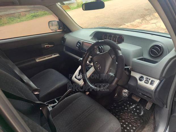 Toyota Corolla Rumion 2009 Black