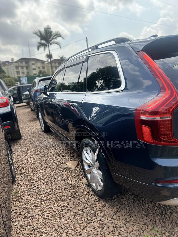 Volvo XC90 2018 Blue