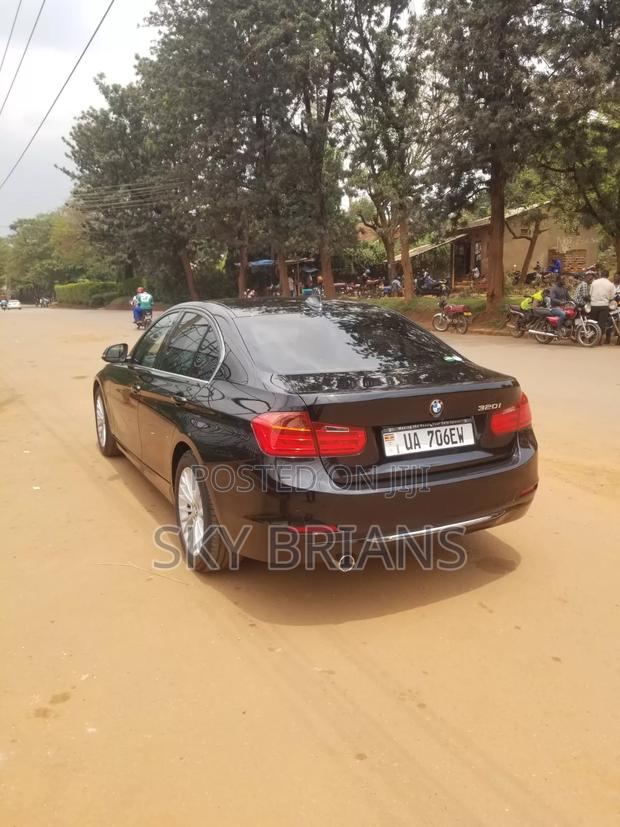 BMW 320i 2015 Black