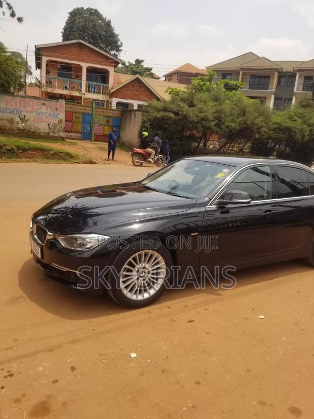 BMW 320i 2015 Black