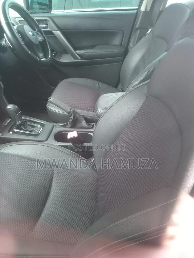 Subaru Forester 2016 Black