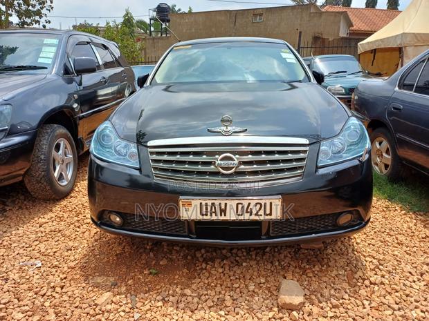 Nissan Fuga 2005 Black