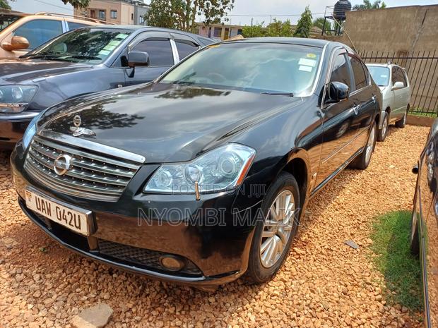 Nissan Fuga 2005 Black