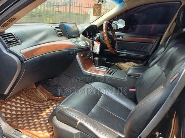Nissan Fuga 2005 Black
