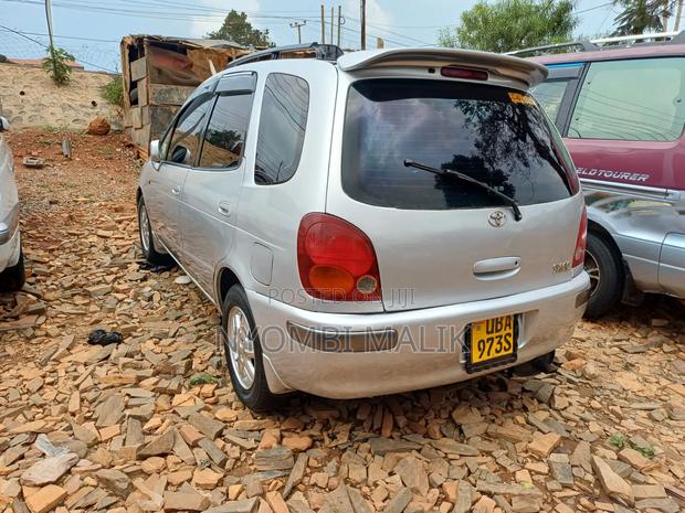 Toyota Corolla Spacio 1998 Silver