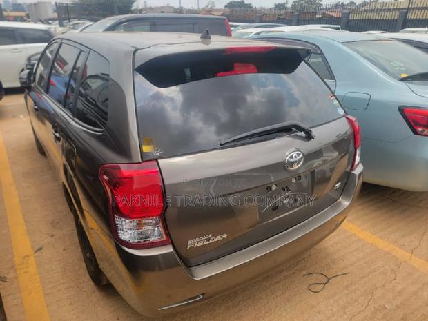 Toyota Corolla Fielder 2013 Gold