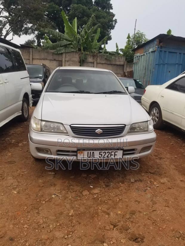 Toyota Corona Premio 2001 White