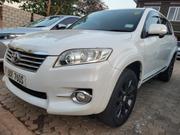 Toyota Vanguard 2010 White for sale