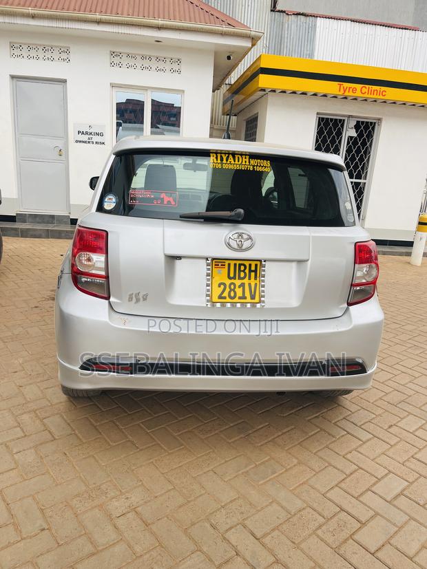 Toyota IST 2008 Silver