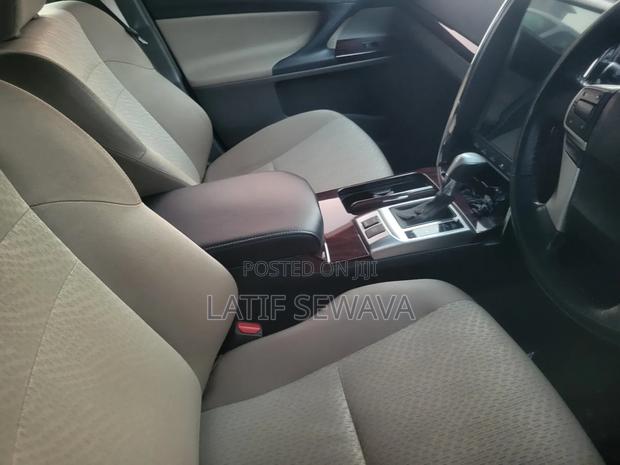 Toyota Mark X 2.5 AWD 2011 Gray
