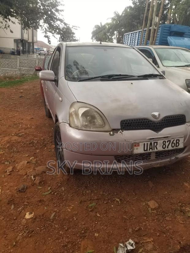 Toyota Vitz 2003 Pink