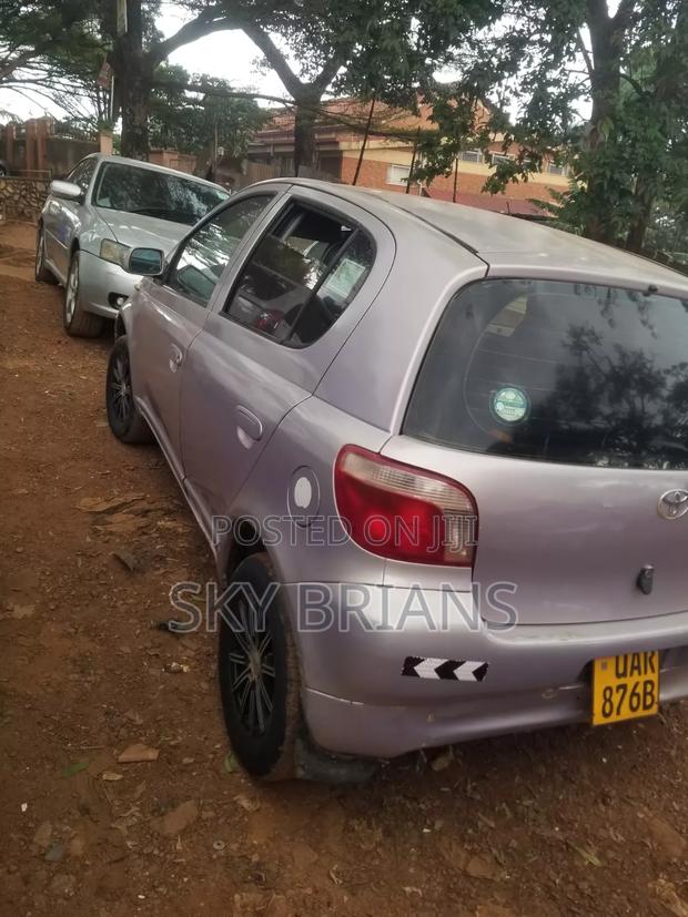 Toyota Vitz 2003 Pink