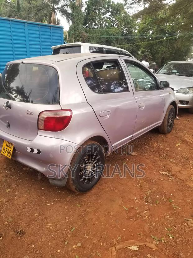 Toyota Vitz 2003 Pink