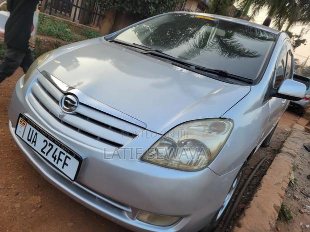 Toyota Corolla Spacio 1.8 S Aero Tourer 2WD 2005 Silver