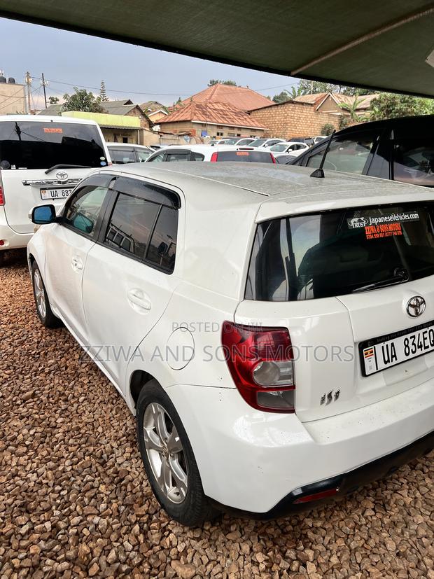 Toyota IST 2012 White