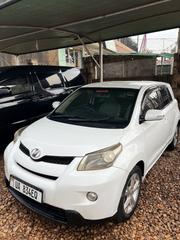 Toyota IST 2012 White for sale