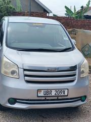 Toyota Noah 2009 Silver for sale