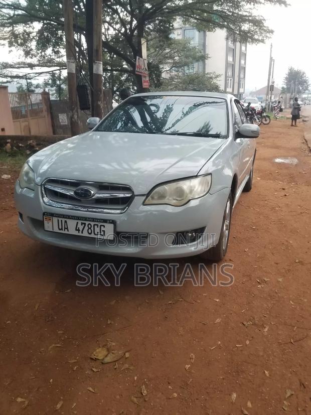 Subaru Legacy 2007 White
