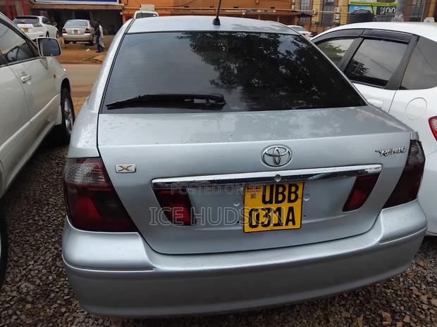 Toyota Premio 2005 Ivory