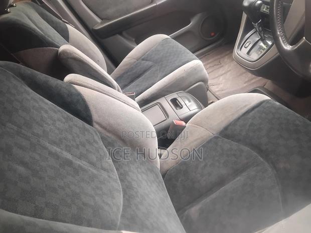Toyota Harrier 2002 Off white