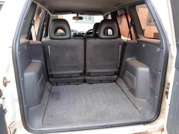 Toyota RAV4 1999 White