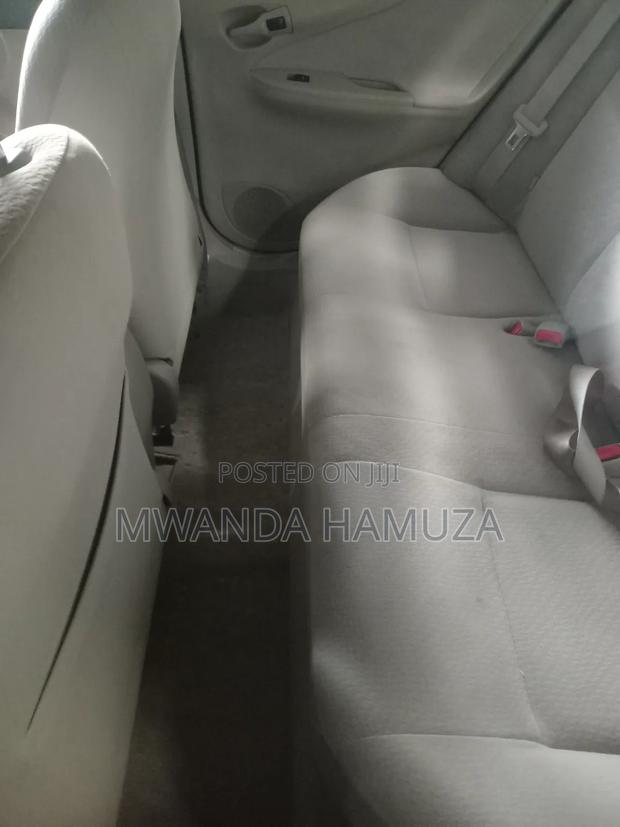 Toyota Axio 2012 Silver