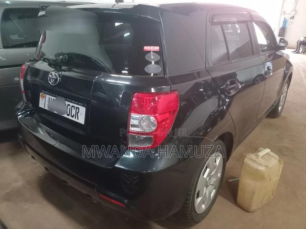 Toyota IST 2010 Black